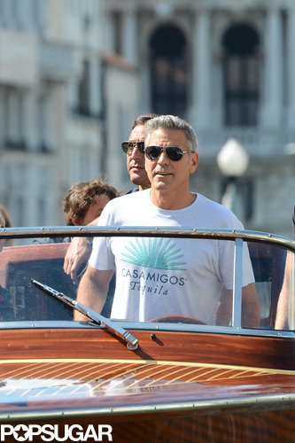 Sandra Bullock and George Clooney Cruise Into Venice Sandra Bullock and George Clooney Cruise Into Venice
