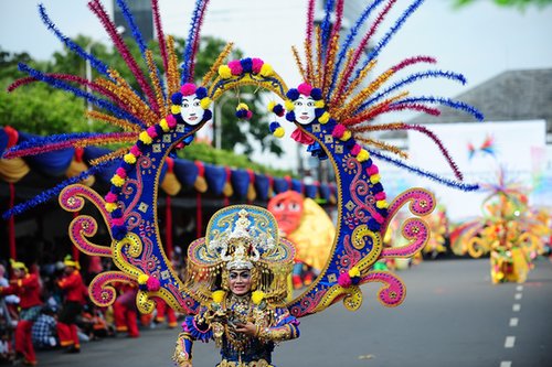 Colors and Costumes Colors and Costumes