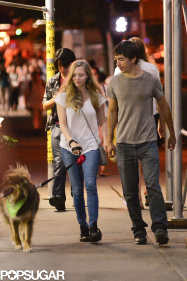 Justin Long and Amanda Seyfried stayed close for a walk in NYC.
Justin Long and Amanda Seyfried stayed close for a walk in NYC.