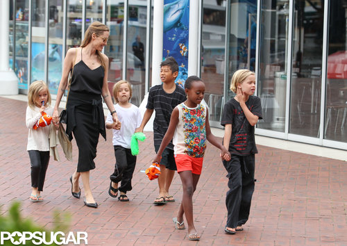Angelina Jolie and her kida held hands as they walked through Sydney's Darling Harbour.
Angelina Jolie and her kida held hands as they walked through Sydney's Darling Harbour.