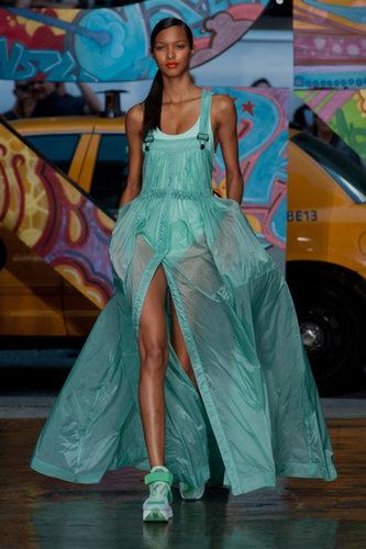 DKNY Spring 2014
DKNY Spring 2014