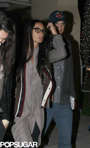 Ashton Kutcher and Demi Moore walked together at LAX.
Ashton Kutcher and Demi Moore walked together at LAX.