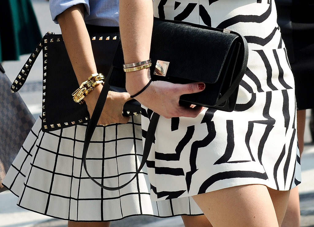 Coordinated style.
Coordinated style.