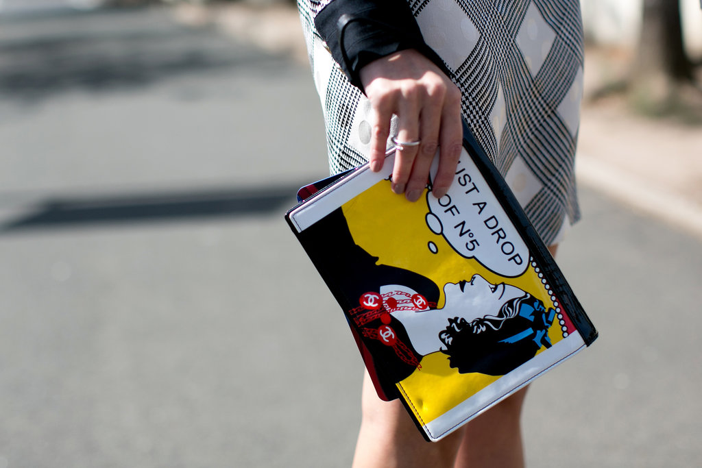 A clutch that does the talking.
A clutch that does the talking.