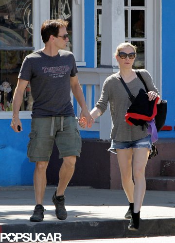 Stephen Moyer and Anna Paquin Pack on the PDA Stephen Moyer and Anna Paquin Pack on the PDA
