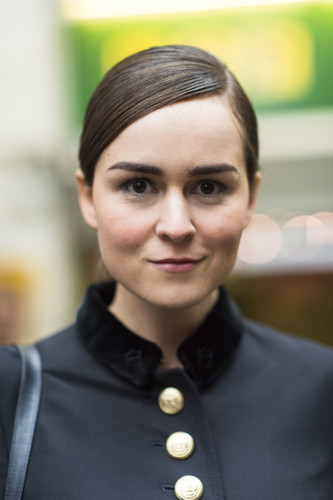 This woman's deep side part gives a sophisticated feel to her hairstyle.
Source: Le 21ème | Adam Katz Sinding
This woman's deep side part gives a sophisticated feel to her hairstyle.
Source: Le 21ème | Adam Katz Sinding