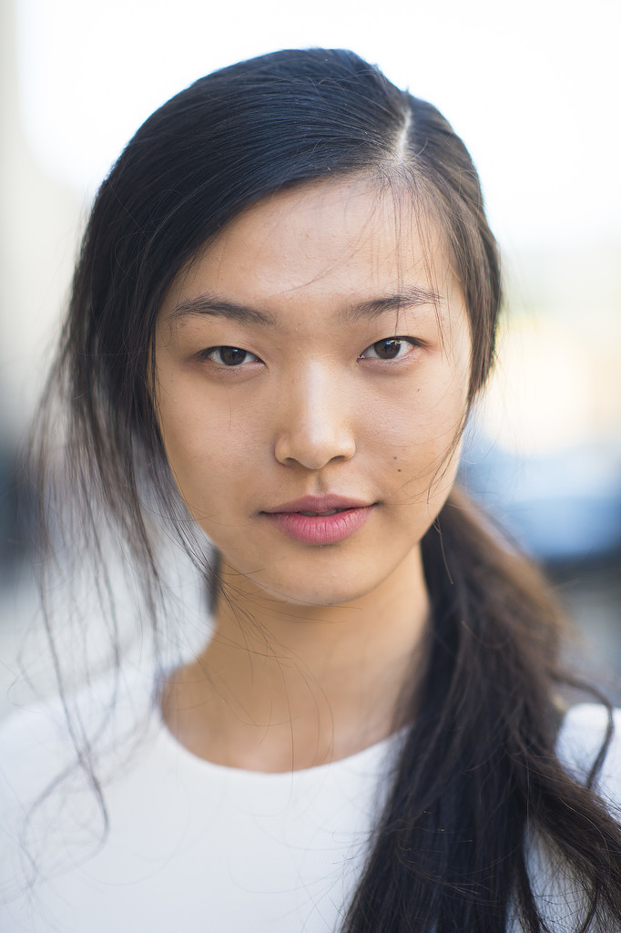 A tousled side ponytail is always a good option for a day out.
Source: Le 21ème | Adam Katz Sinding
A tousled side ponytail is always a good option for a day out.
Source: Le 21ème | Adam Katz Sinding