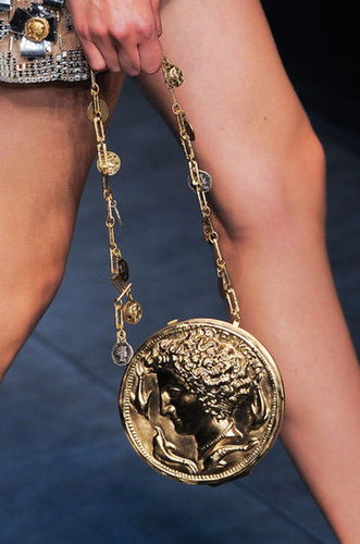 Dolce & Gabbana Spring 2014
Dolce & Gabbana Spring 2014