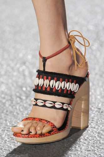 Dries Van Noten Spring 2014
Dries Van Noten Spring 2014