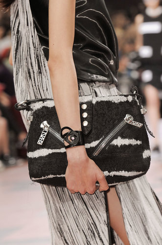 Kenzo Spring 2014
Kenzo Spring 2014