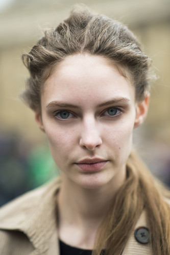 Matted hair has made its way to the ponytail.
Source: Le 21ème | Adam Katz Sinding
Matted hair has made its way to the ponytail.
Source: Le 21ème | Adam Katz Sinding