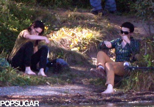Kristen Stewart and Juliette Binoche filmed Sils Maria together.
Kristen Stewart and Juliette Binoche filmed Sils Maria together.