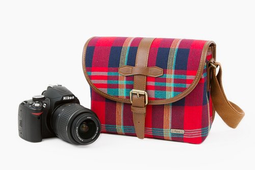 We can't say enough good things about this plaid camera satchel ($75), perfect for helping you snap all those stellar Fall photos.
We can't say enough good things about this plaid camera satchel ($75), perfect for helping you snap all those stellar Fall photos.