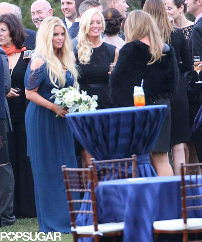 Jessica Simpson Brings Her Family Along For a Beach Wedding! Jessica Simpson Brings Her Family Along For a Beach Wedding!