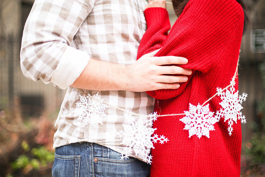 20 Ways to Add Holiday Spirit to Your Engagement Shoot 20 Ways to Add Holiday Spirit to Your Engagement Shoot