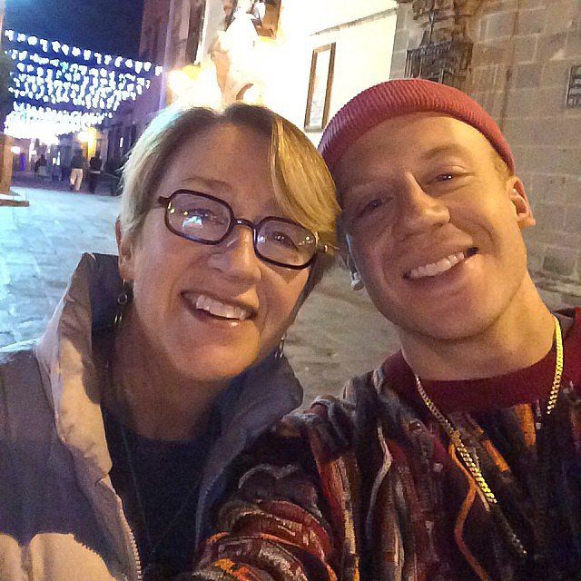 Macklemore snapped a selfie with his mom while in Mexico.
Source: Instagram user macklemore
Macklemore snapped a selfie with his mom while in Mexico.
Source: Instagram user macklemore