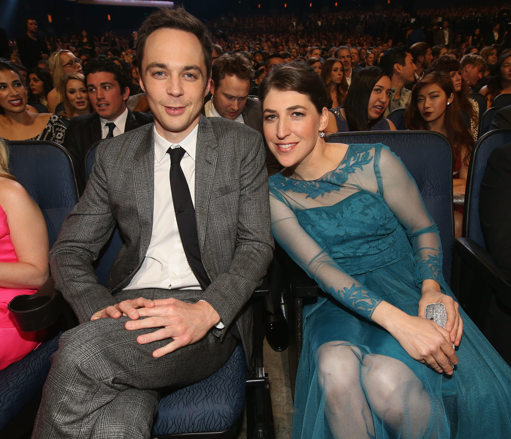 Jim Parsons And Mayim Bialik | These Cute Costars Can't Stay Away From ...