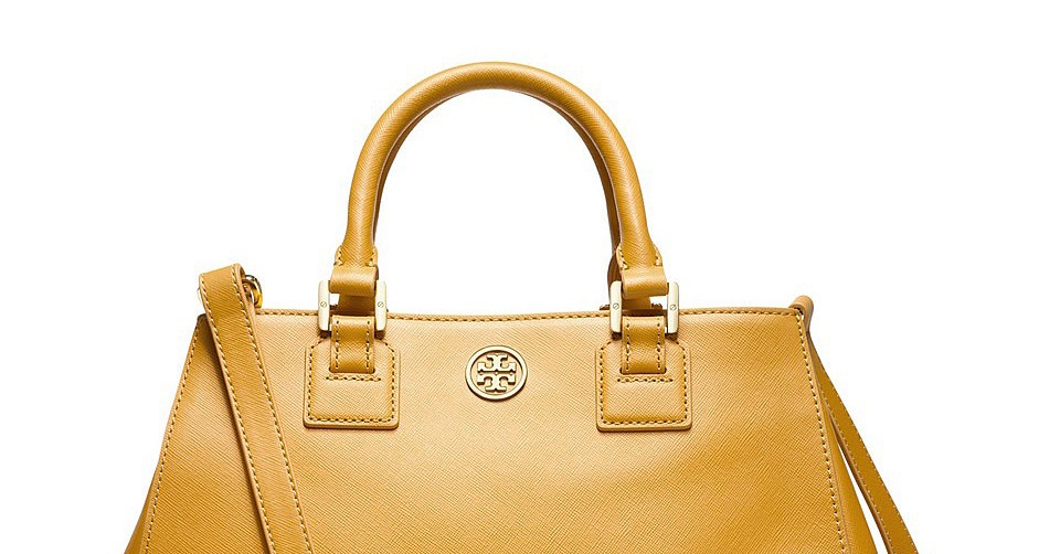 tory burch robinson triangle tote