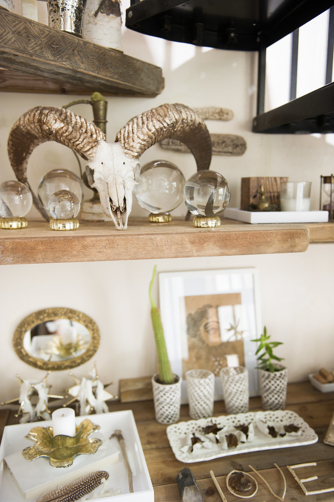 PS: How would you define your sense of style?
KVV: I would say my style is eclectic. It's a clean, bohemian mashup of modern, vintage, and natural elements.
Photo by Ashley Camper
PS: How would you define your sense of style?
KVV: I would say my style is eclectic. It's a clean, bohemian mashup of modern, vintage, and natural elements.
Photo by Ashley Camper