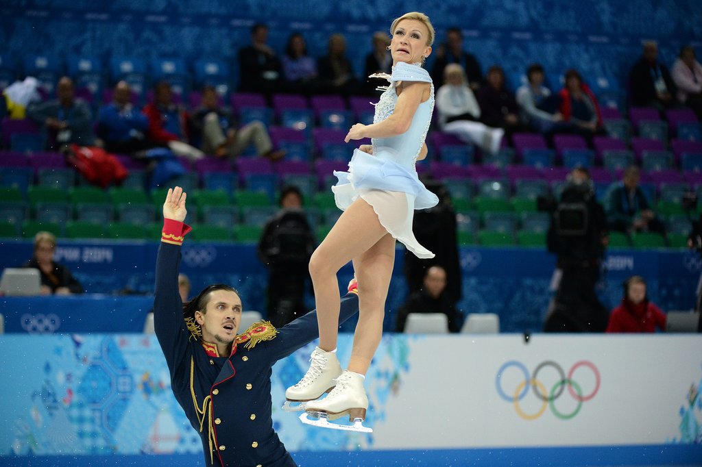 Russian Figure Skating Pair World Record POPSUGAR Celebrity
