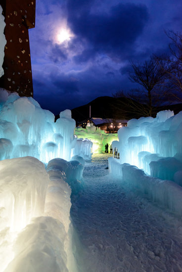 10 Reasons to Make Ice Castles Your Next Family Trip 10 Reasons to Make Ice Castles Your Next Family Trip
