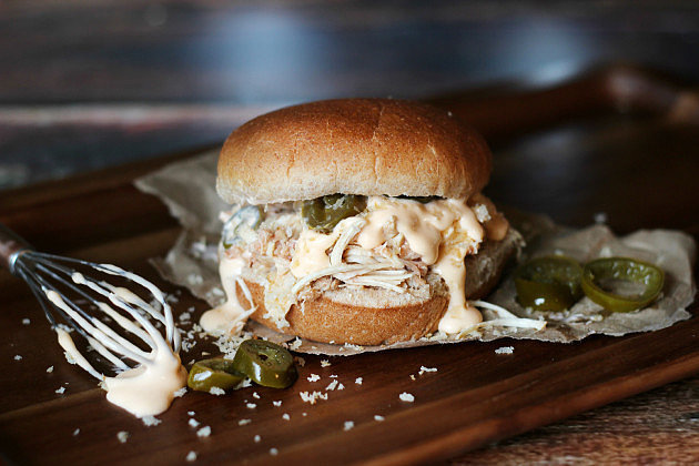 Cheesy Jalapeño Chicken Sandwich Cheesy Jalapeño Chicken Sandwich