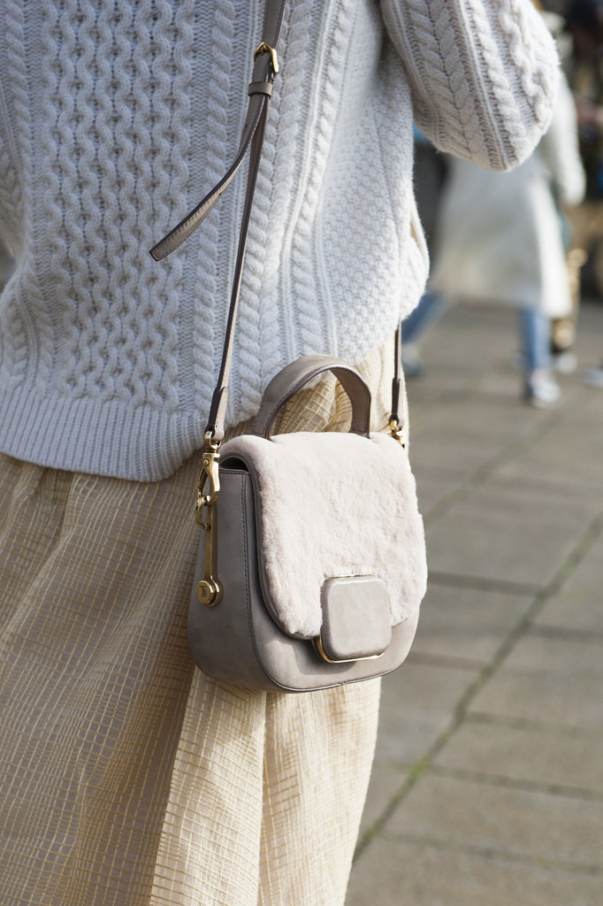 A bag that begs to be touched.
A bag that begs to be touched.