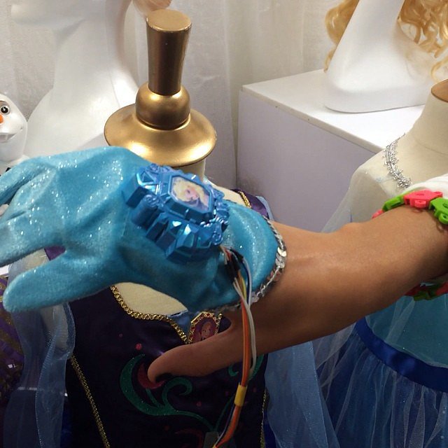 Frozen Elsa Glove Frozen Elsa Glove