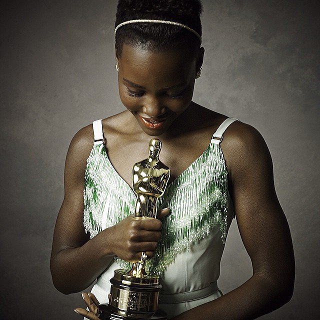 Lupita looked gorgeous soaking in her moment.
Source: Instagram user vanityfair Lupita looked gorgeous soaking in her moment.
Source: Instagram user vanityfair