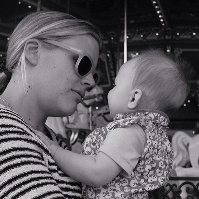 Cricket Silverstein rode the merry-go-round with her mama, Busy Philipps.
Source: Instagram user busyphilipps
Cricket Silverstein rode the merry-go-round with her mama, Busy Philipps.
Source: Instagram user busyphilipps