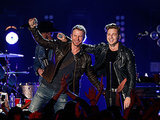 OneRepublic and Dierks Bentley on CMT Crossroads: VIDEO OneRepublic and Dierks Bentley on CMT Crossroads: VIDEO