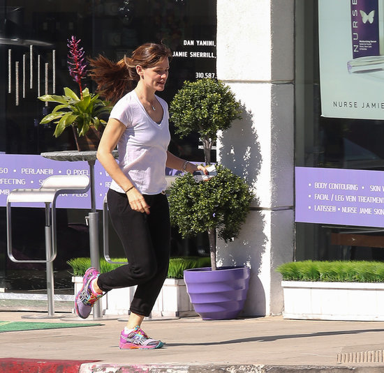 Aww! Jennifer Garner Rushes Over to Ben Affleck Aww! Jennifer Garner Rushes Over to Ben Affleck