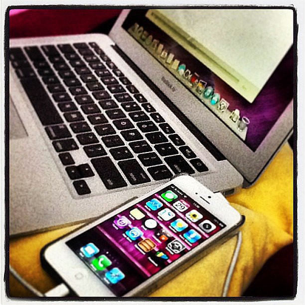 Sync your smartphone and backup all your mobile pics and videos.
Source: Instagram user usmolej
Sync your smartphone and backup all your mobile pics and videos.
Source: Instagram user usmolej