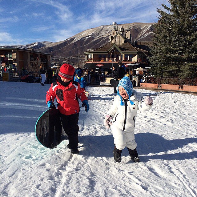 Arabella Kushner went skiing with her cousins.
Source: Instagram user ivankatrump
Arabella Kushner went skiing with her cousins.
Source: Instagram user ivankatrump