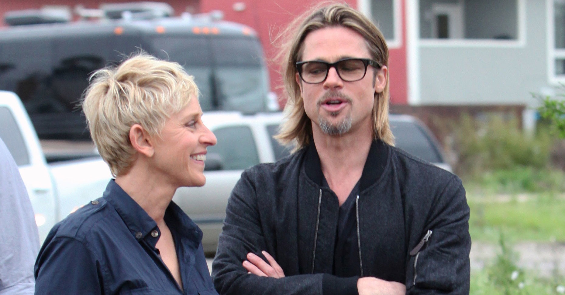 Brad Pitt Pictures In New Orleans With Ellen Degeneres Popsugar Celebrity