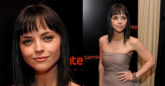 Christina Ricci Doesn't Travel Light Christina Ricci Doesn't Travel Light