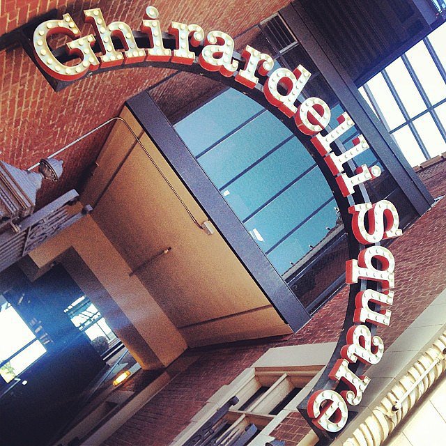 Walk Around Ghirardelli Square Walk Around Ghirardelli Square