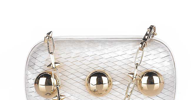 Always in Style: A Cute Clutch Always in Style: A Cute Clutch