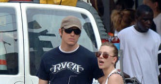 Scarlett and Josh in NYC Scarlett and Josh in NYC