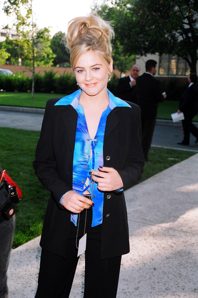 Everything about Alicia Silverstone's '96 look. Everything about Alicia Silverstone's '96 look.