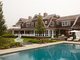 Houzz Tour: A Modern Art Showcase in the Hamptons (18 photos) Houzz Tour: A Modern Art Showcase in the Hamptons (18 photos)