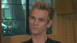 Aaron Carter on Hilary Duff: I Would Sweep Her Off Her Feet Aaron Carter on Hilary Duff: I Would Sweep Her Off Her Feet