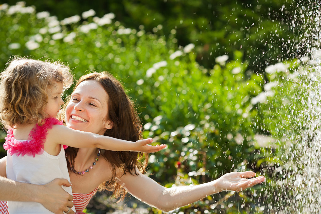 4 Easy Ways to Be a Happier Mom 4 Easy Ways to Be a Happier Mom