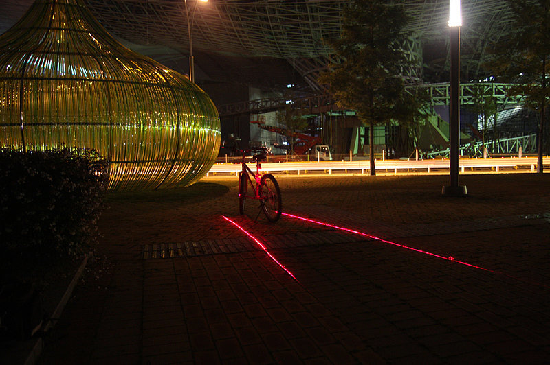 Bikelane, the Bike-Path Projector Bikelane, the Bike-Path Projector