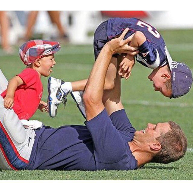 Gisele Bündchen showed off a fun moment with Tom Brady goofing around with John and Ben on the football field. She wrote, "Thank you my love for being such a loving and wonderful father. We love you so much!!! Happy Father's Day!"
Source: Instagram user giseleofficial
Gisele Bündchen showed off a fun moment with Tom Brady goofing around with John and Ben on the football field. She wrote, "Thank you my love for being such a loving and wonderful father. We love you so much!!! Happy Father's Day!"
Source: Instagram user giseleofficial