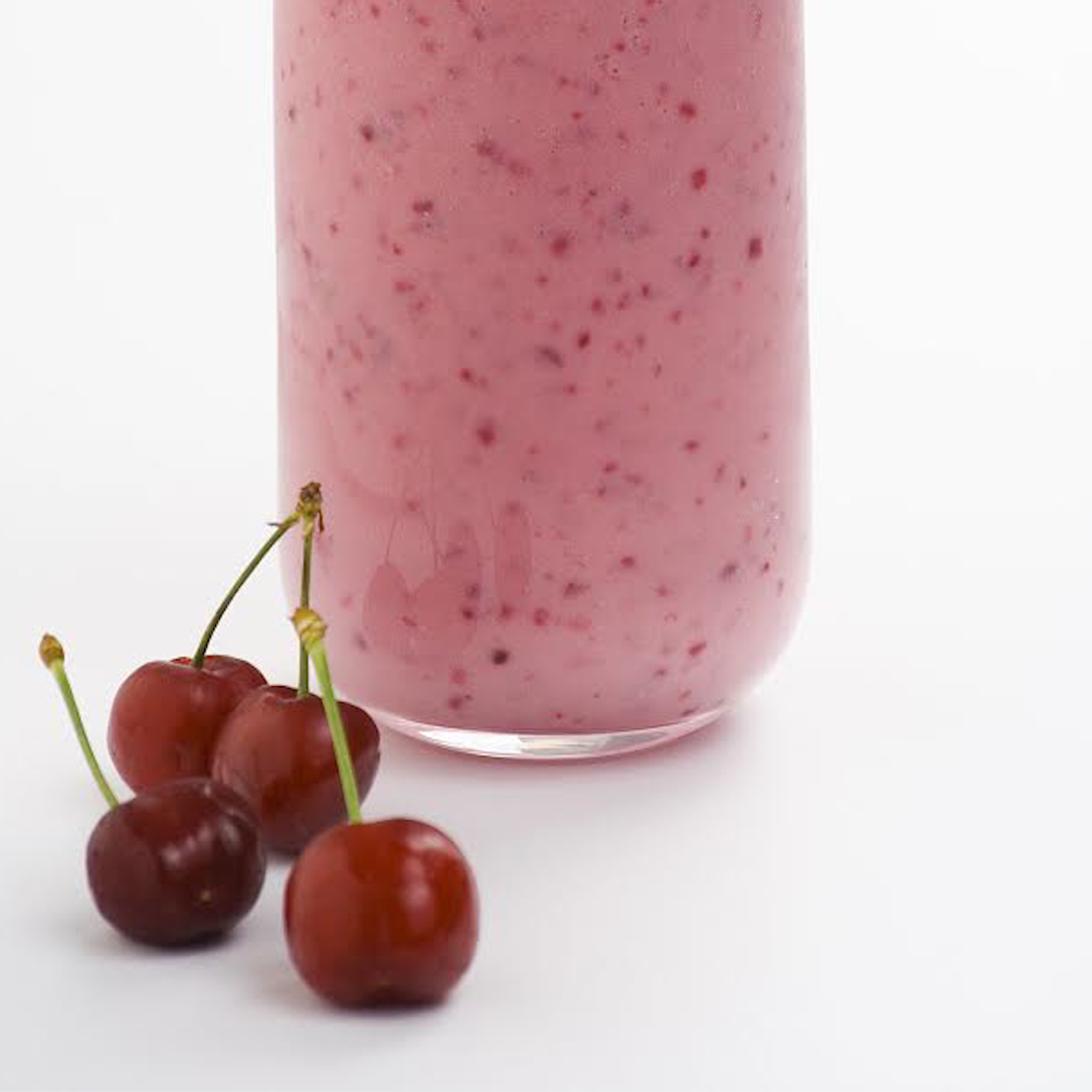 You'll Love the Slimming Effect of Jennifer Aniston's Cherry Smoothie
