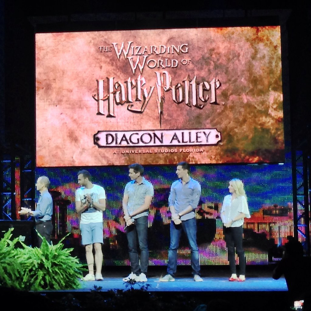 Evanna Lynch (Luna Lovegood), Matthew Lewis (Neville Longbottom), James Phelps (Fred Weasley), and Oliver Phelps (George Weasley) made a surprise announcement that the official opening of The Wizarding World of Harry Potter: Diagon Alley would be July 8.
Evanna Lynch (Luna Lovegood), Matthew Lewis (Neville Longbottom), James Phelps (Fred Weasley), and Oliver Phelps (George Weasley) made a surprise announcement that the official opening of The Wizarding World of Harry Potter: Diagon Alley would be July 8.