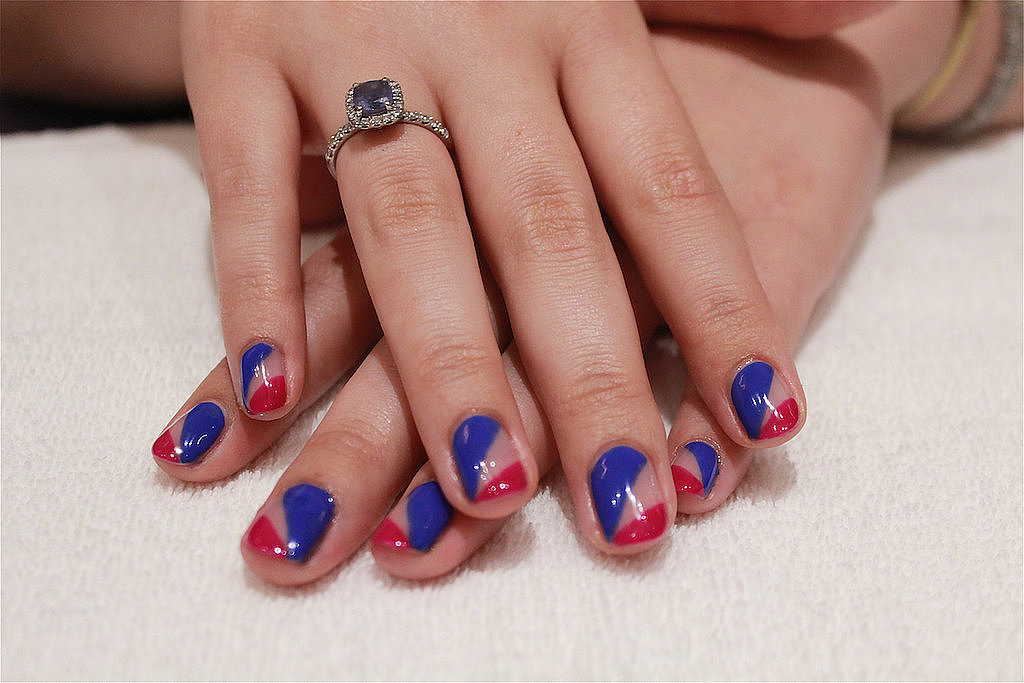 Elegant July 4 Nail Art You Can Do in 4 Easy Steps! Elegant July 4 Nail Art You Can Do in 4 Easy Steps!