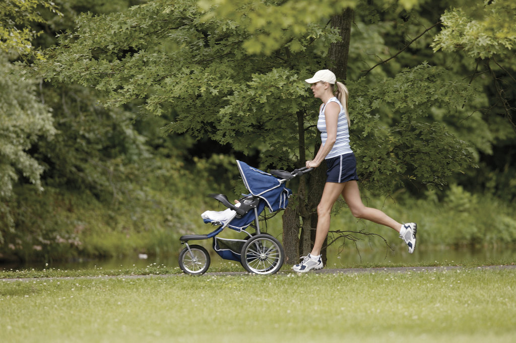 A Runner's Guide to Choosing the Perfect Jogging Stroller A Runner's Guide to Choosing the Perfect Jogging Stroller