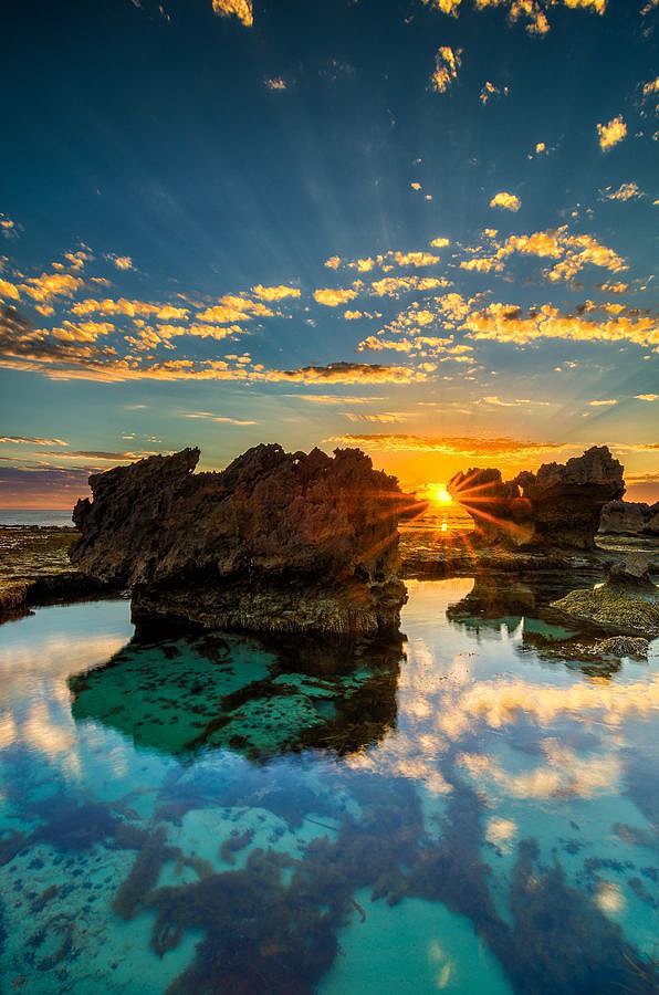The Crags, Australia The Crags, Australia